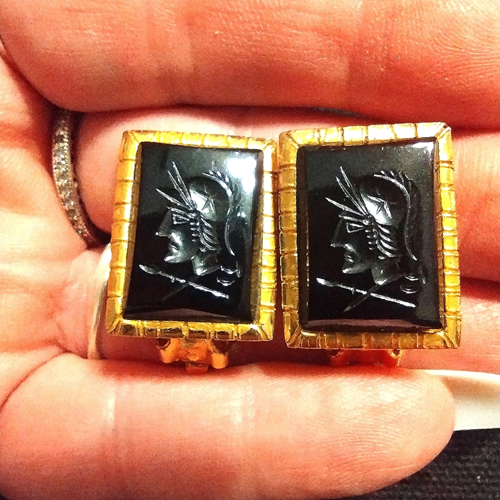 Vintage Gold Tone Soldier Clip Earrings